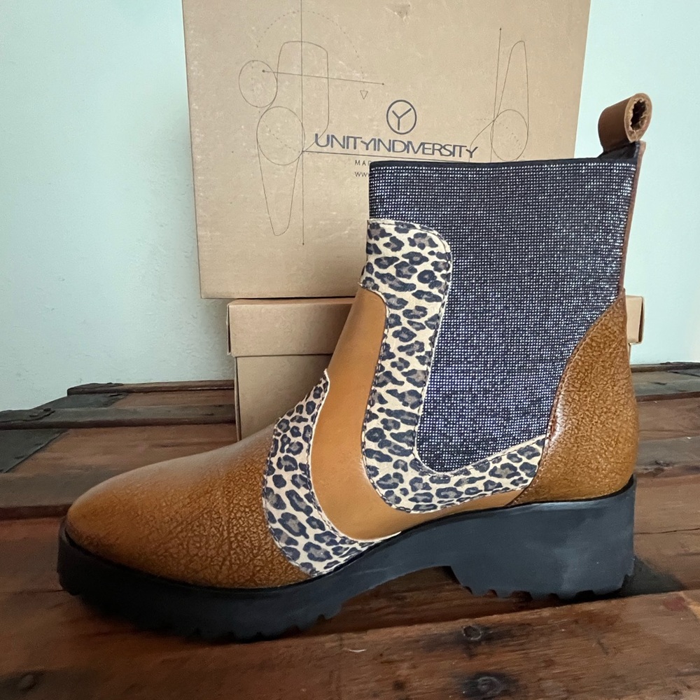 Unity in Diversity Camo Animal Print Combo Bootie Sz 39 New With Box